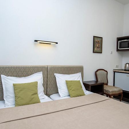 Apart Hotel Gh Tbilisi Exterior photo