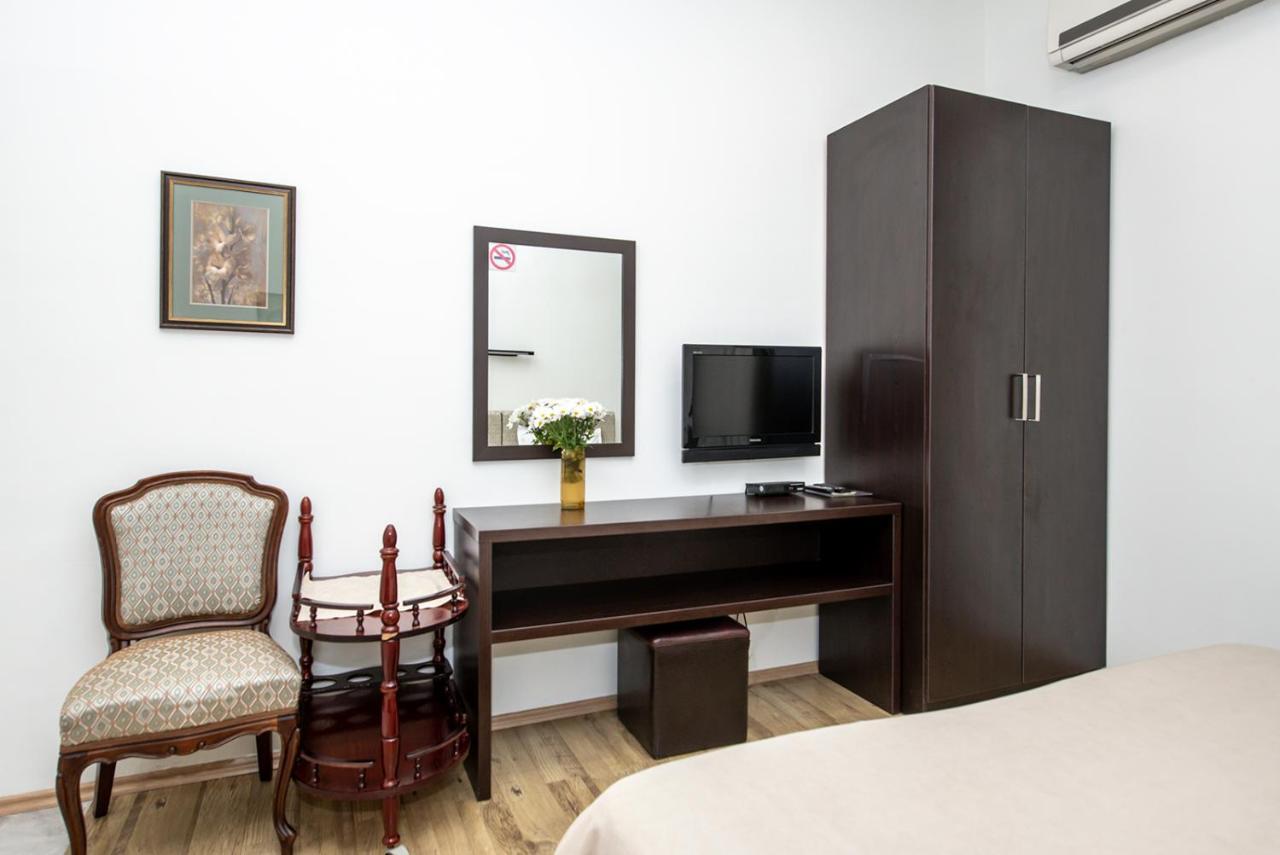 Apart Hotel Gh Tbilisi Exterior photo